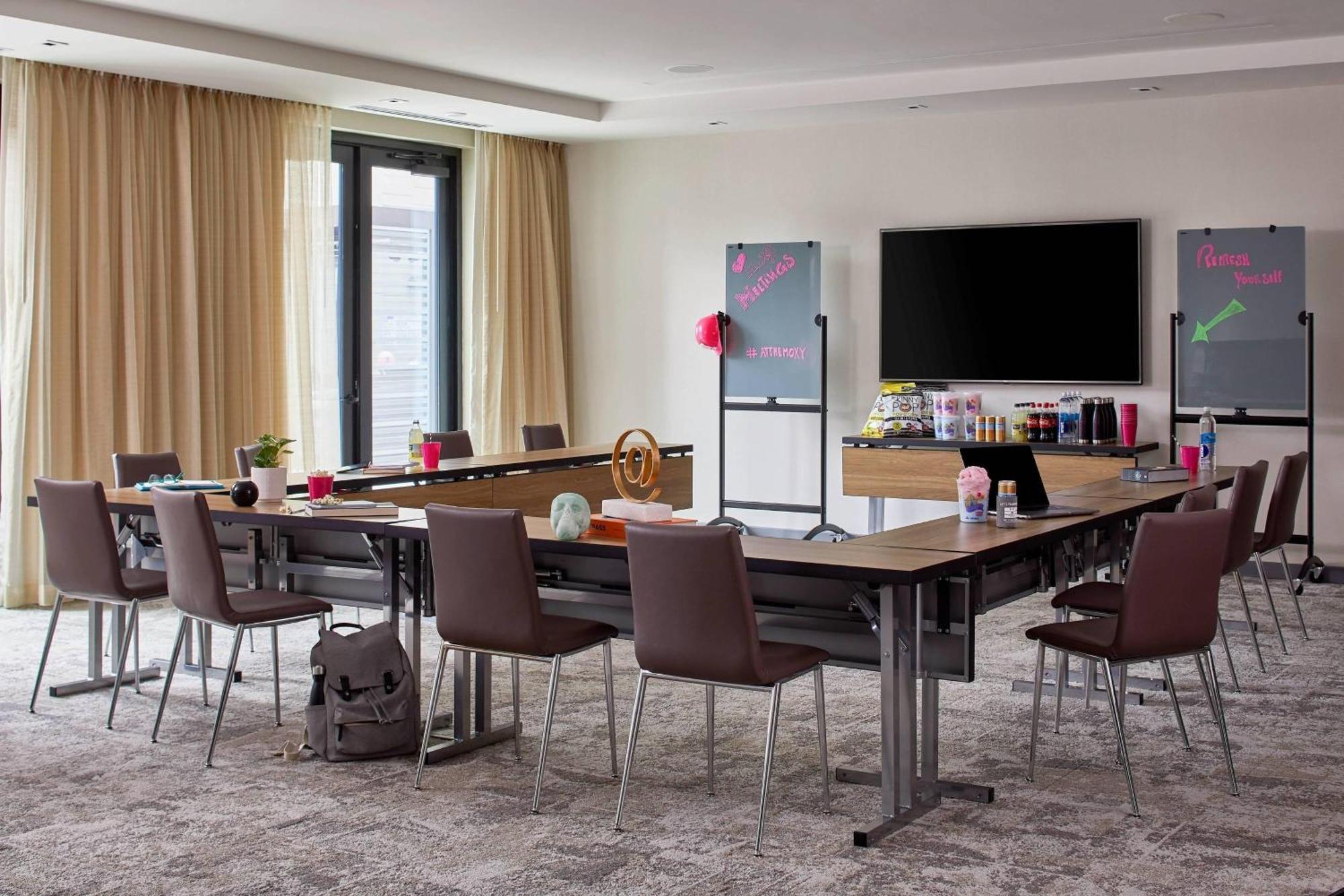 Moxy Atlanta Midtown Hotell Exteriör bild