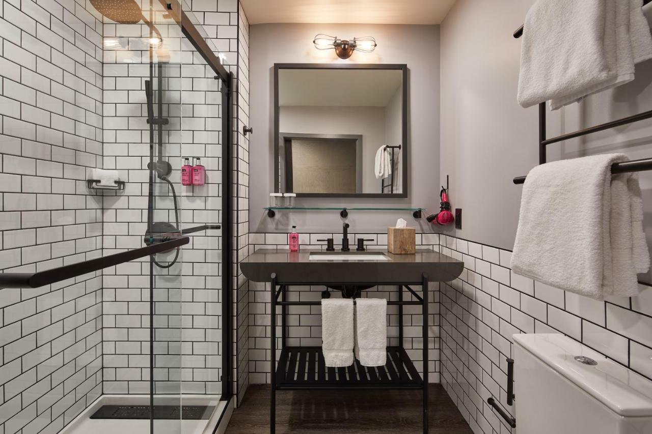 Moxy Atlanta Midtown Hotell Exteriör bild